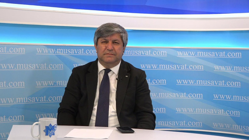 Əvəz Zeynallı ilə “Canlı debat”: Rusiya müharibəni uzatdı, vəziyyət gərginləşdi