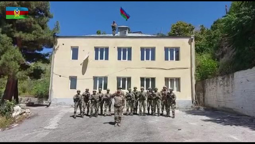 Ordumuz Laçına belə yerləşdi! Ali Baş Komandana belə məruzə etdi! Tarixi anlar!