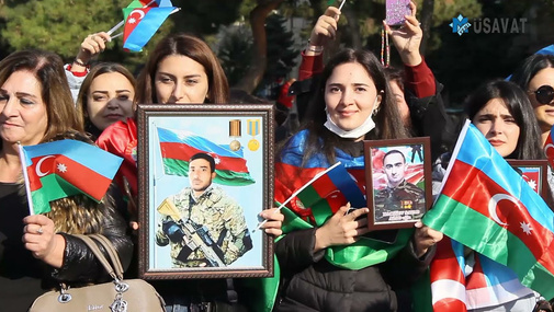 Özəl! Bakıdan, Zəfər yürüşündən heç yerdə getməyən görüntülər! Millətimizi bir də belə görün!