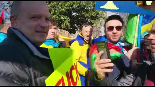 Vaşinqton, Ağ Evin qarşısı! Azərbaycanlılar dünyanın hər yerində Ukraynanı müdafiə edirlər!