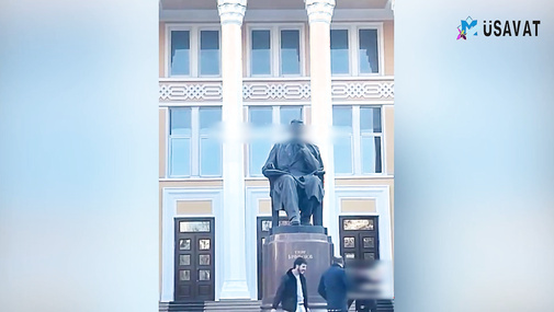 Üzeyir Hacıbəyovun heykəlinə ayaqqabı atanlar - paytaxt sakinləri OD PÜSKÜRDÜ