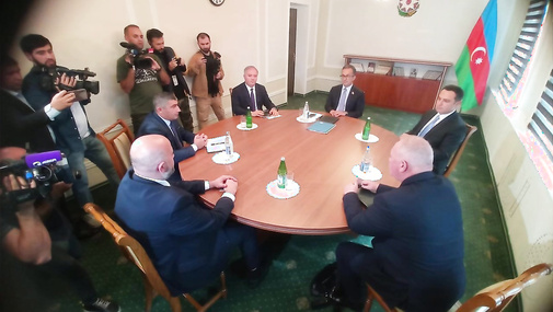 Yevlax görüşü bitdi – Jurnalistləri ərazidən uzaqlaşdırdılar – detallar CANLIda