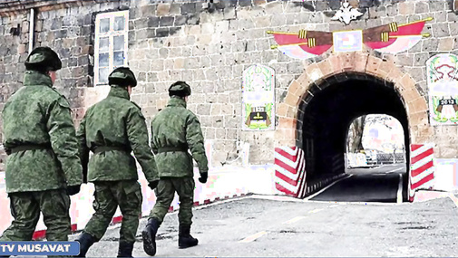 BAŞLANDI! Ermənilər rus hərbçilərinə HÜCUM etdi, İrəvan QARIŞDI - “Ana Xəbər”