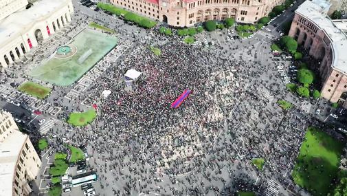 SON DƏQİQƏ:İrəvan ÇALXALANIR, bu gecə Q*IRĞIN OLACAQ, Paşinyanı ƏVƏZLƏYƏCƏK adam BUDUR–“Bazar Xəbər”