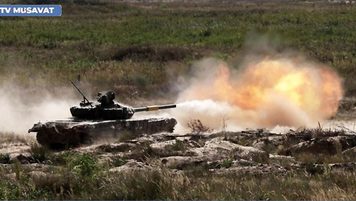 Ukrayna Rusiya bazasını ABŞ BOMBALARI İLƏ VURDU:40 əsgər Ö*LÜB-Ukrayna qadın həbsxanasına HÜCUM ETDİ